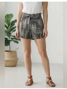 NWT And The Why Boho Print Paperbag Shorts